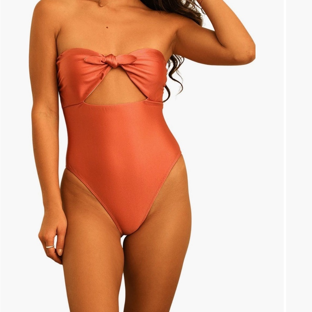 Devon One Piece